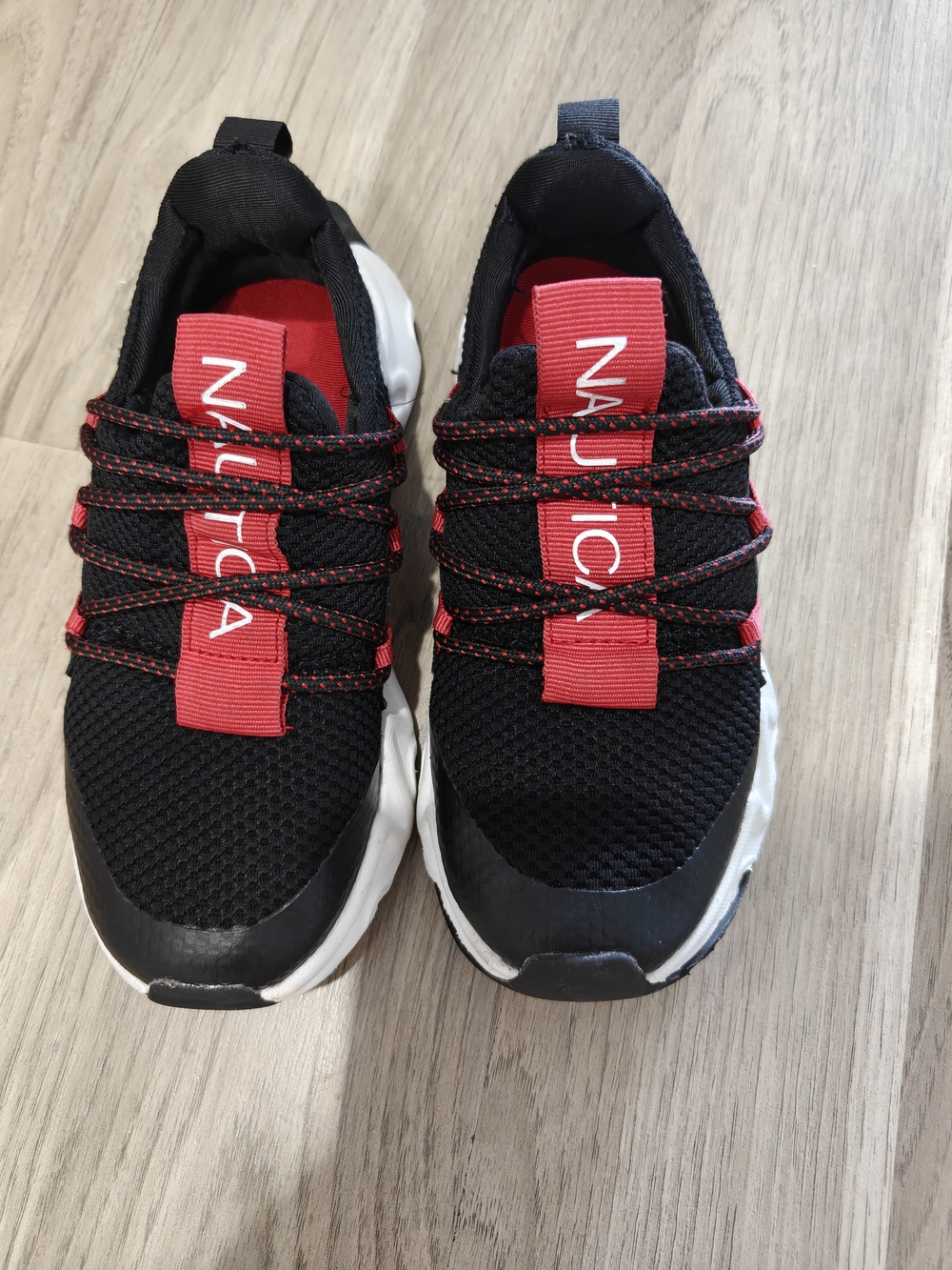 Nautica Black and Red Knit Slip-On Shoe Kids Size 13 Boys